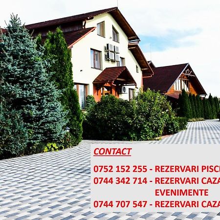 ホテルCasa Moteasca Mihai Viteazu  エクステリア 写真